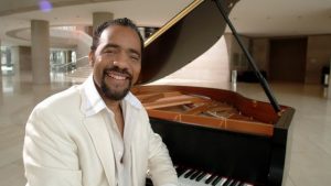 Bobby Lyle credit Jon Bream
