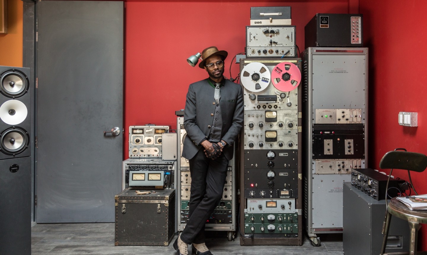 Adrian Younge Image
